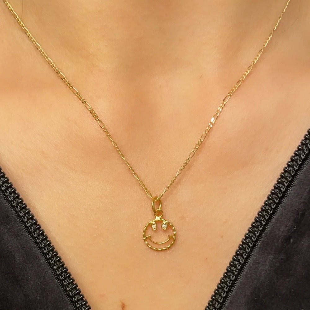 18KT Gold Diamond Smiley Face Pendant